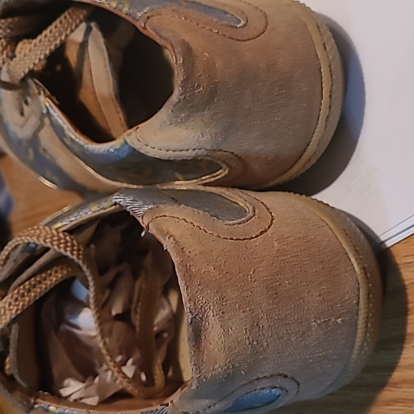 Vintage Luis Vuitton shoes - Picture 9 of 16